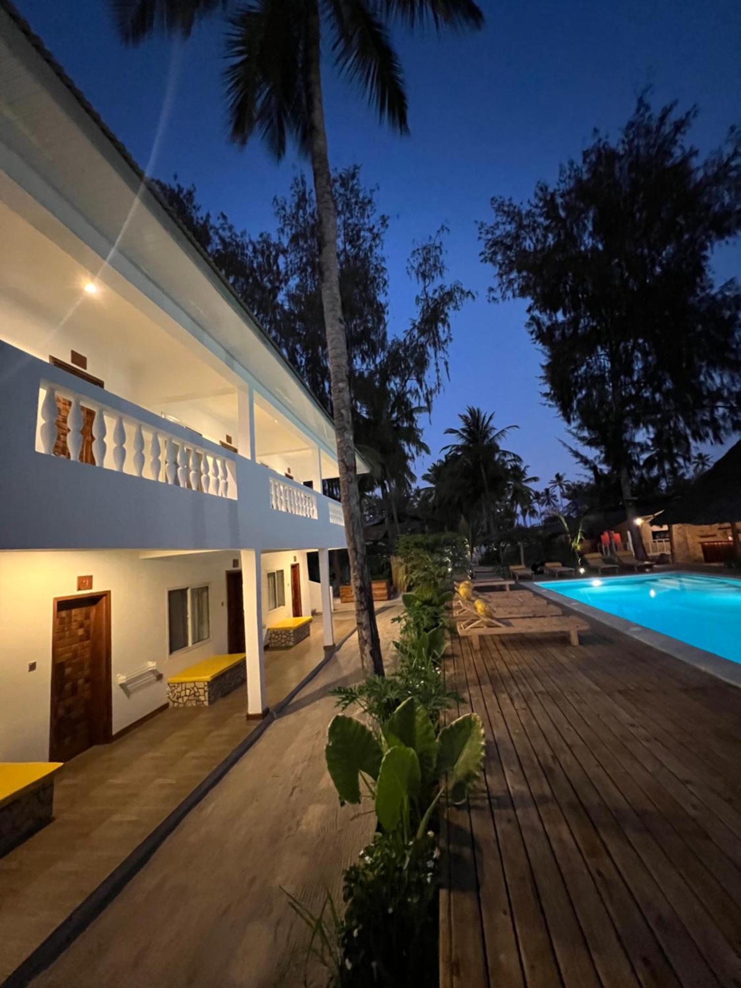 Mem Luxury Apartments And Hotel Paje Exterior photo